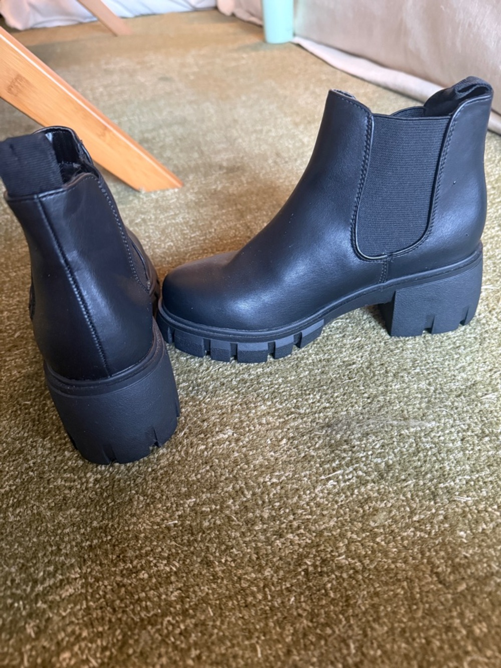 Soda Black Chunky Chelsea Booties